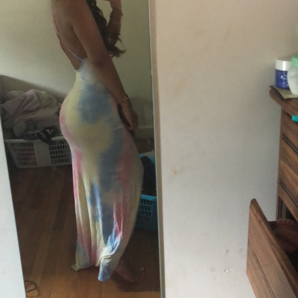 Criss cross back, tie dye long dress side slit